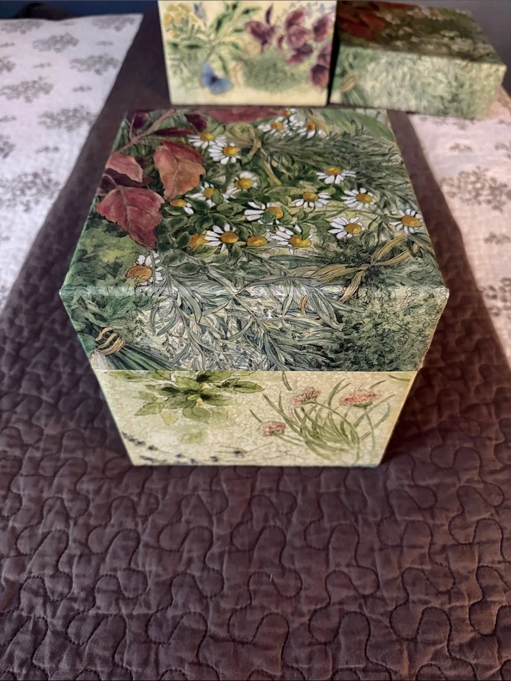 Set of 6 Green Nesting Storage Boxes with Floral Lids